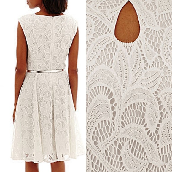 London Times White Lace Belted Dress - Picture 2 of 7